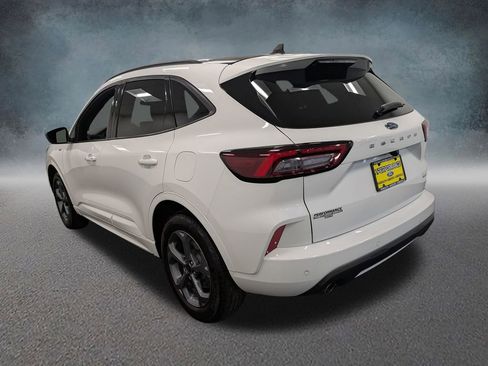 Used 2024 Ford Escape ST-Line w/ Tech Pack #1 AWD/4WD image 6