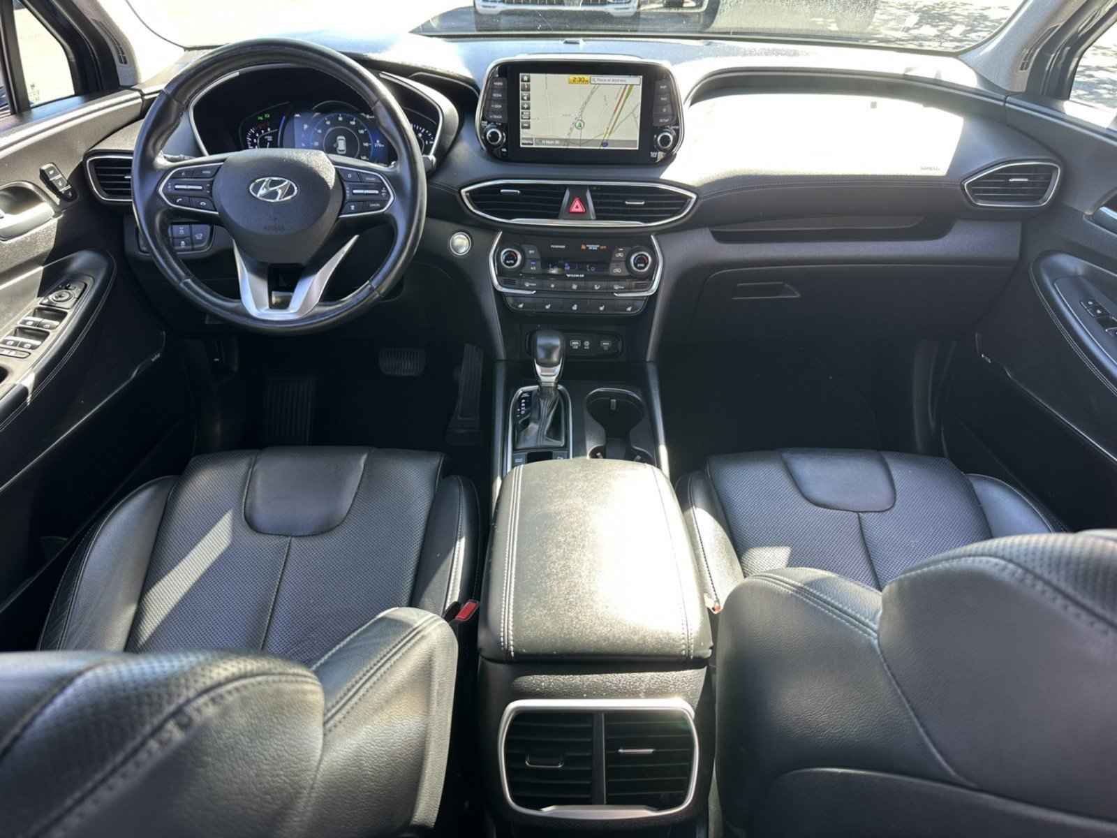 Used 2020 Hyundai Santa Fe Limited AWD/4WD image 16