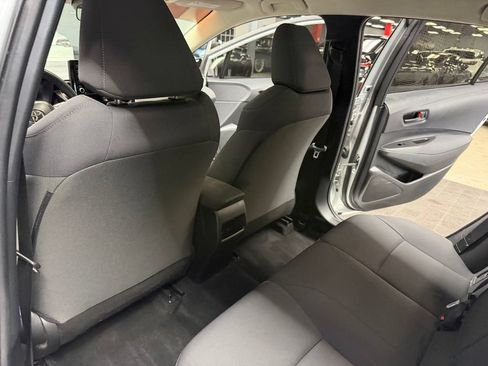 Used 2022 Toyota Corolla LE FWD image 36