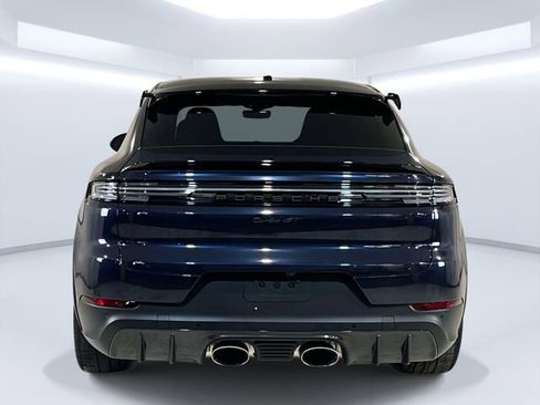 Certified 2024 Porsche Cayenne Turbo GT image 8