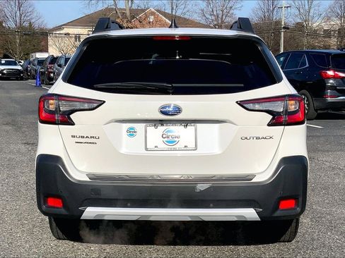 Certified 2024 Subaru Outback Limited w/ Popular Package #2 image 4