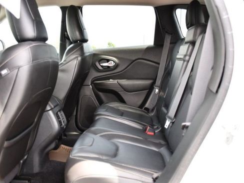 Used 2015 Jeep Cherokee Limited AWD/4WD image 21