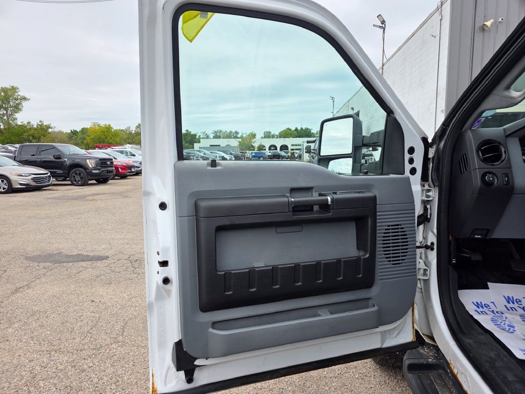 Used 2013 Ford F250 XL w/ PWR Equipment Group AWD/4WD image 16