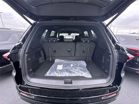 New 2026 Buick Enclave Sport Touring w/ LPO, Floor Liner Package image 30