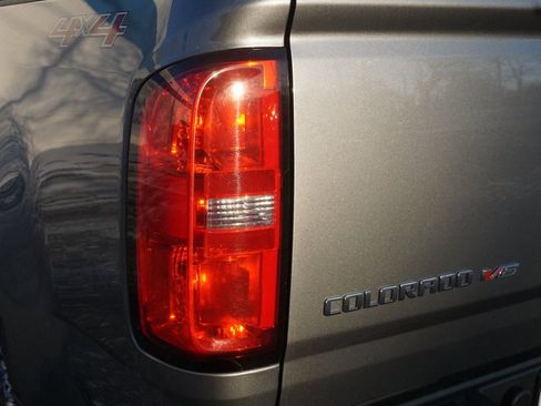 Used 2018 Chevrolet Colorado LT w/ LT Convenience Package image 31