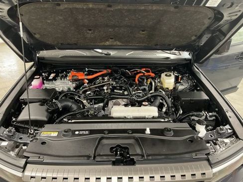 Used 2025 Toyota Land Cruiser w/ Premium Package image 22