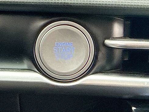 Certified 2025 Hyundai Santa Cruz XRT image 8