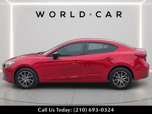 Used 2015 MAZDA MAZDA3 i SV FWD image 4
