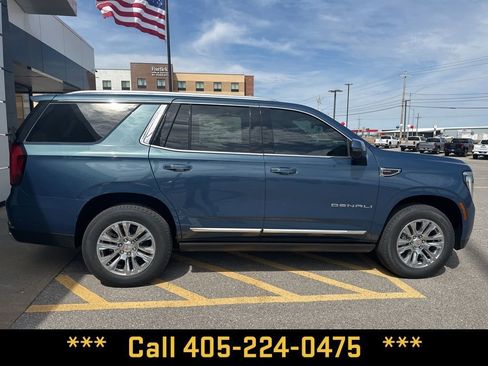 New 2026 GMC Yukon Denali w/ Sun & Power Step Package image 6