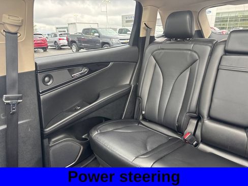 Used 2023 Lincoln Nautilus Reserve w/ Luxury Package AWD/4WD image 13