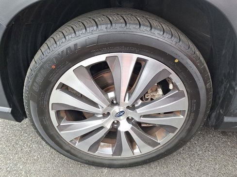 Used 2021 Subaru Ascent Limited w/ Technology Package image 6