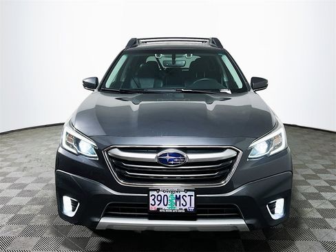 Used 2020 Subaru Outback Limited w/ Popular Package #2 image 3
