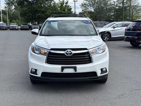 Used 2016 Toyota Highlander XLE AWD/4WD image 6