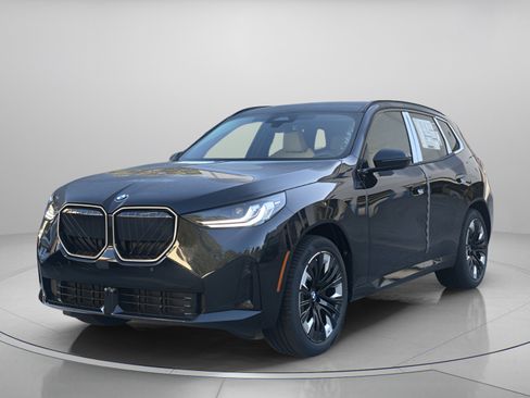 Certified 2026 BMW X3 xDrive30i w/ M Sport Package AWD/4WD image 2