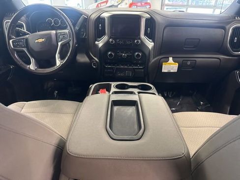 Used 2020 Chevrolet Silverado 1500 LT w/ All-Star Edition image 32
