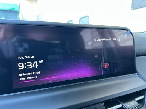 Used 2024 Kia Seltos SX image 19