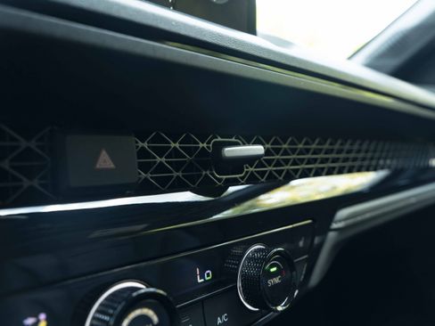 Used 2025 Honda Accord Sport image 32