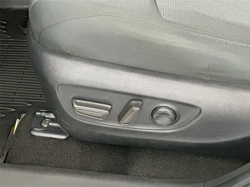 Certified 2025 Toyota RAV4 XLE AWD/4WD image 20