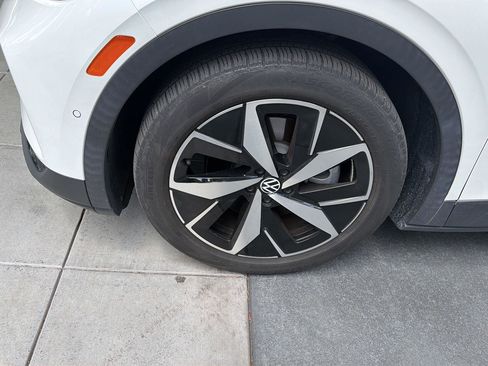 Used 2023 Volkswagen ID.4 Pro S RWD image 9