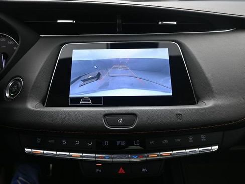 Used 2020 Cadillac XT4 Sport w/ Driver Awareness Package AWD/4WD image 12