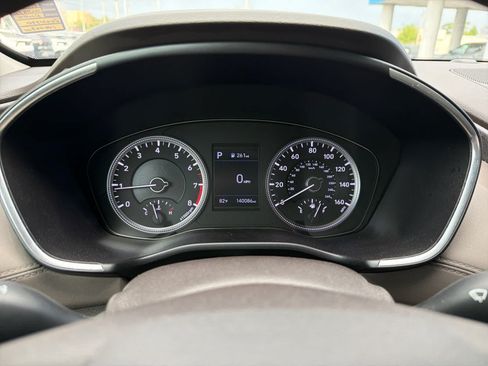 Used 2019 Hyundai Santa Fe SE FWD image 19