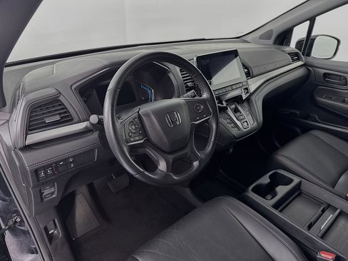 Certified 2023 Honda Odyssey Sport image 9