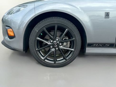 Used 2015 MAZDA MX-5 Miata Club RWD image 26