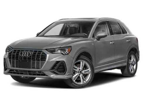 Used 2023 Audi Q3 2.0T Premium w/ Black Optic Sport Package image 4