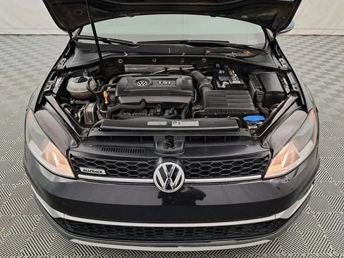 Used 2017 Volkswagen Golf Alltrack S AWD/4WD image 22
