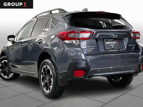 Certified 2022 Subaru Crosstrek 2.0i Premium w/ Moonroof Package image 11