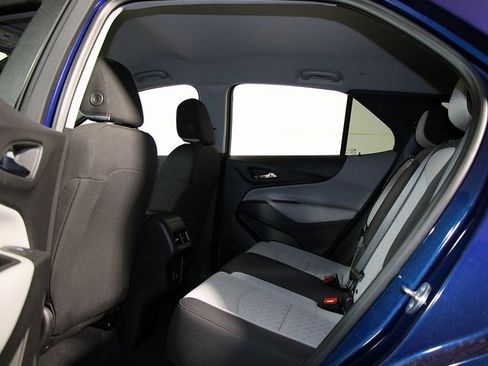 Used 2023 Chevrolet Equinox LS w/ LS Convenience Package image 14