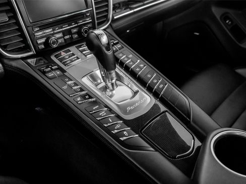Used 2014 Porsche Panamera GTS image 36