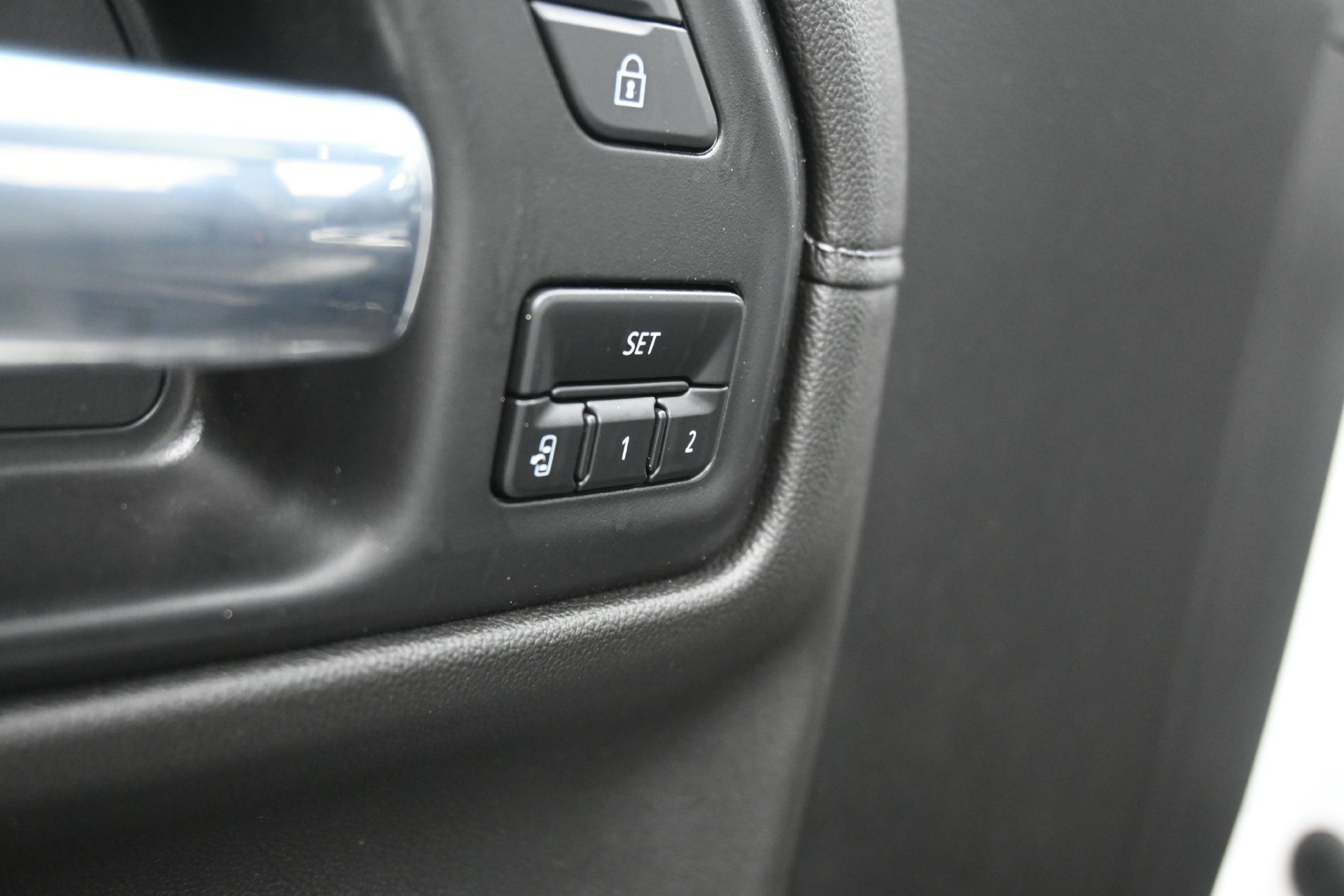 Used 2022 GMC Sierra 1500 Denali w/ Denali Premium Package AWD/4WD image 19