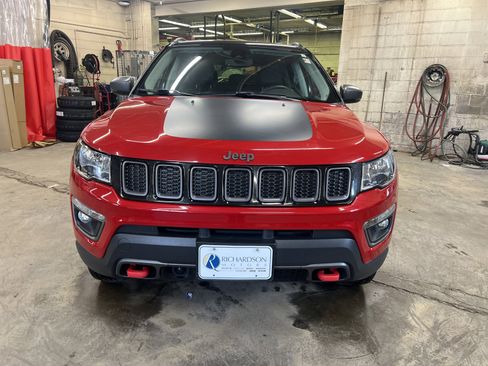 Used 2021 Jeep Compass Trailhawk w/ Convenience Group image 3