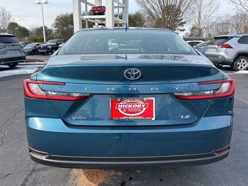 Used 2025 Toyota Camry LE image 6
