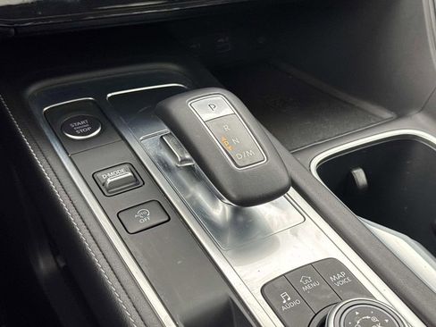 Certified 2025 INFINITI QX60 Luxe image 30