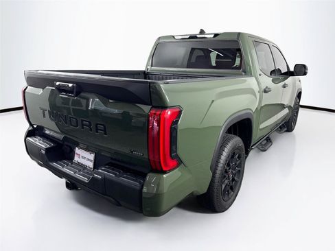 Used 2023 Toyota Tundra SR5 w/ SR5 Convenience Package RWD image 2