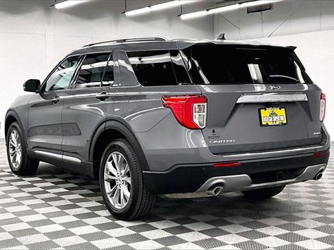 Used 2023 Ford Explorer Limited w/ Equipment Group 301A image 2