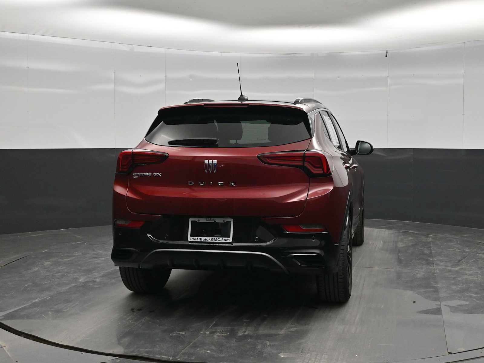 Used 2025 Buick Encore GX Sport Touring w/ Advanced Technology Package AWD/4WD image 6