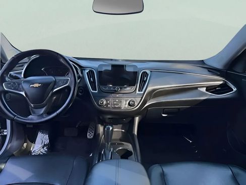 Used 2016 Chevrolet Malibu LT w/ Leather Package FWD image 22