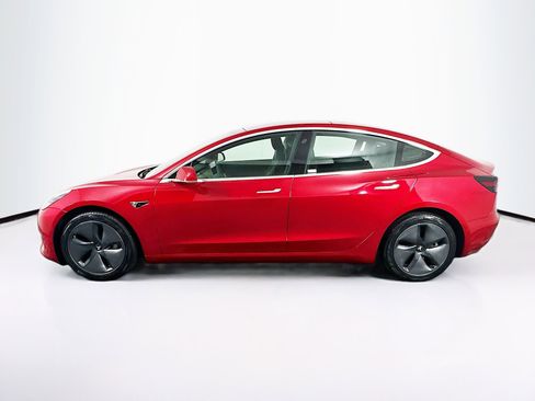 Used 2020 Tesla Model 3 Standard Range Plus image 4