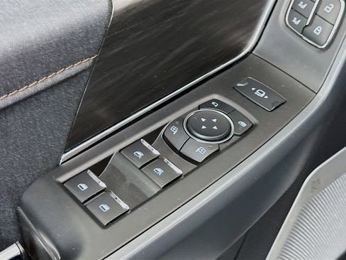 Used 2024 Ford F150 Lariat w/ Equipment Group 502A High image 18