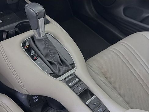 Used 2025 Honda HR-V EX-L image 18