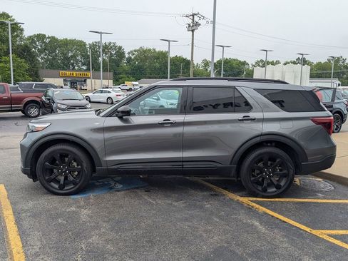 Used 2024 Ford Explorer ST-Line w/ Class IV Trailer Tow Package AWD/4WD image 6
