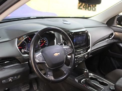 Used 2020 Chevrolet Traverse LT w/ LPO, Floor Liner Package AWD/4WD image 13