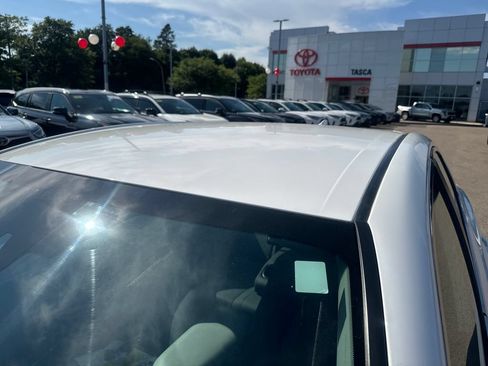 Used 2023 Toyota Camry LE AWD/4WD image 44