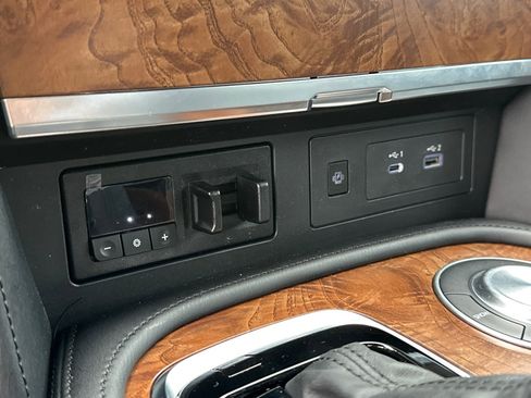 Certified 2023 Nissan Armada SL w/ Captain's Chairs Package image 37