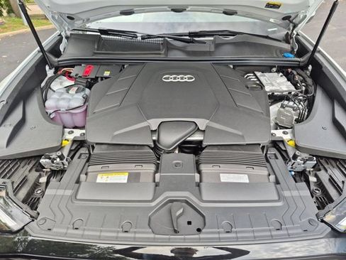 New 2026 Audi Q8 Premium AWD/4WD image 17