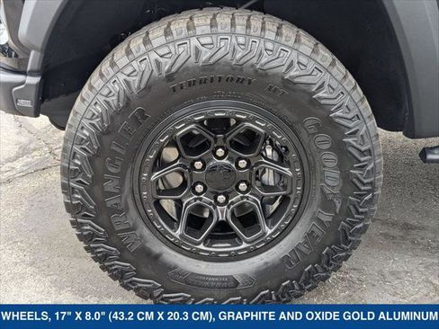 Used 2024 Chevrolet Colorado ZR2 w/ ZR2 Bison Edition AWD/4WD image 9
