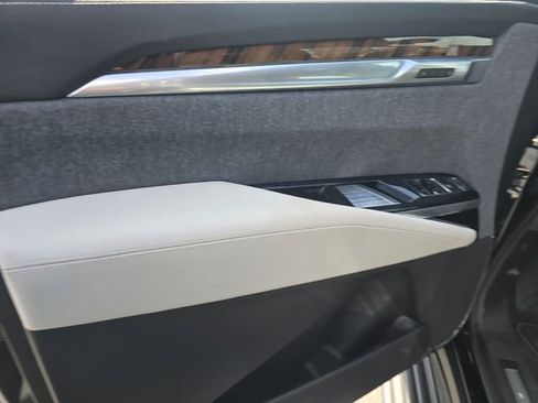 New 2026 Cadillac Escalade Platinum Sport AWD/4WD image 23
